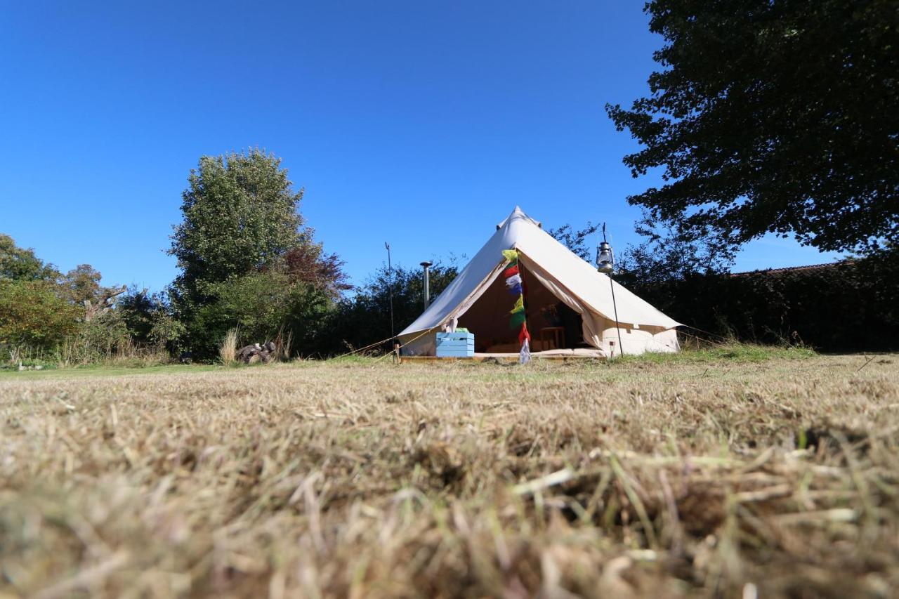 Mulberry Meadow Bell Tent Holt  Dış mekan fotoğraf