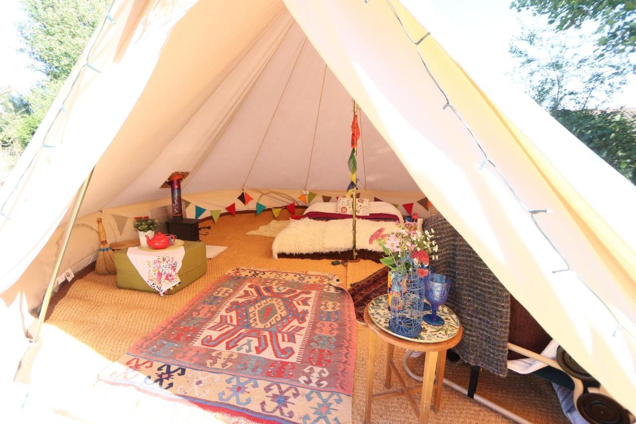 Mulberry Meadow Bell Tent Holt  Dış mekan fotoğraf